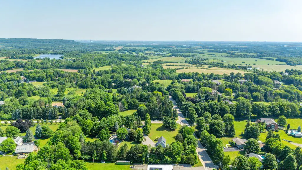 62 web or mls 6618 Carriage Trail Burlington ext 62 1